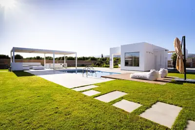 Image de Sardines Luxury Villa 1 with Private Pool and Garden