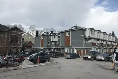 Image de 2 Bdrm Condo in Downtown Canmore