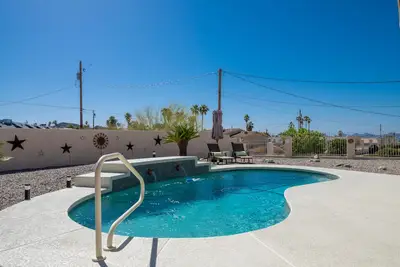 Image de 3 Bedroom Pool Home w/Beautiful Mountain Views