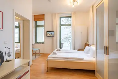 Image de Apartment 02 - Villa Goodewind - 100m from the beach