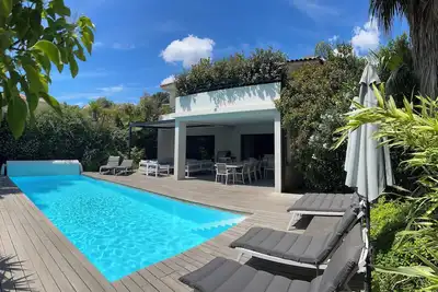 Villa mit Pool an der Côte d’Azur