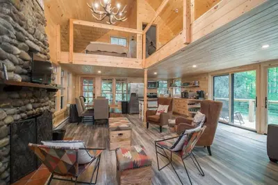 Image de Sunset Lake Cabin in Ripley, Ny
