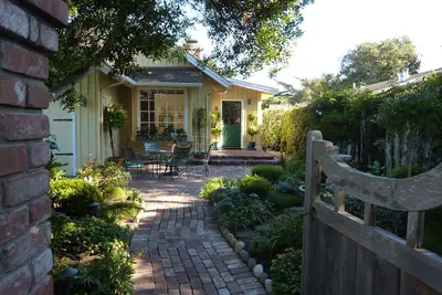 Image de Cozy Cottage near the Sea and Carmel Beach