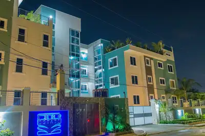 Image de Kingston's Finest. . . Introducing The Edge Estate