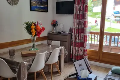 Image de Logement 4/6 personnes à Saint-Sorlin-d'Arves situé aux pieds des pistes