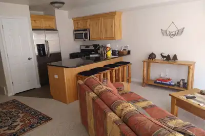 Image de Well Stocked Family Condo Right on Golf Course - Near Pool & Hot Tub