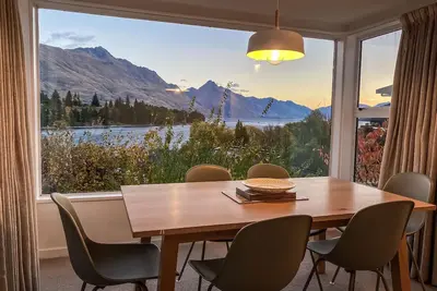 Image de Walking distance to town with stunning views