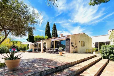 Image de Villa Golfe de Saint-Tropez\/ Accès plage privée\/Vue mer