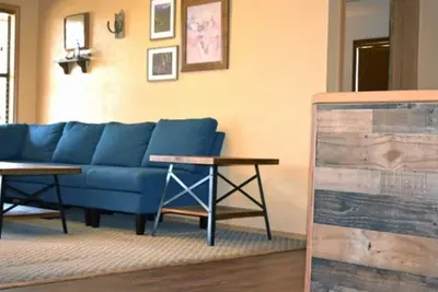 Image de Wooded Lake Cottage on North end of Broken Bow Lake