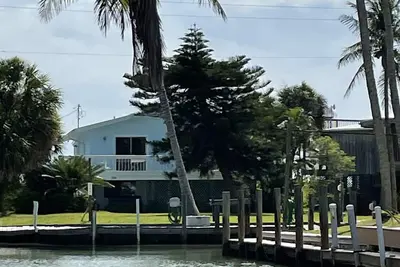 Image de Beach Front/Canal Front 3bd 3ba