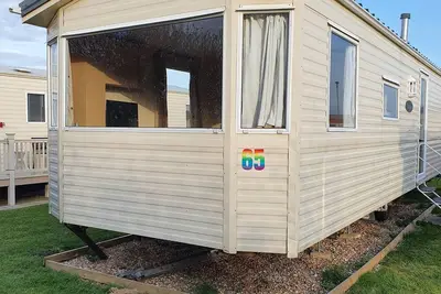 Image de Spacious 8 berth Caravan