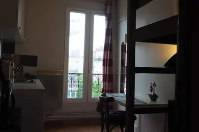Image de Beau studio bien équipé