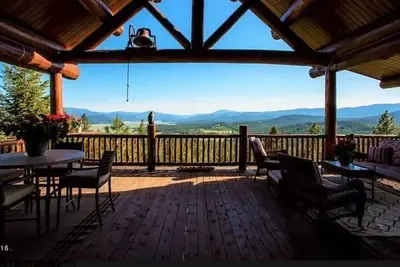 Image de Rustic Mountain Retreat on a Peak