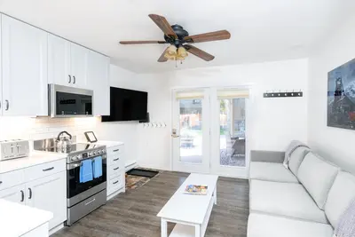 Image de Downtown condo with pool & hot tub - walk to lifts, dining & shopping
