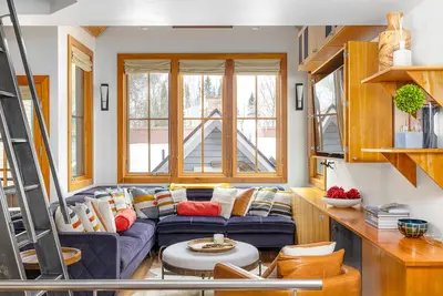 Image de Townhome in the heart of Telluride with elevator - walk to lifts & Main St.