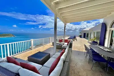 Image de Endless Ocean Views Over Clearwater Reefs to the Horizon Beyond Luxury & Privacy