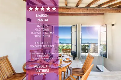 Image de 🌞 New 🏖️ - Luxury Townhouse 1500 sqf with 1st row Sea View Terrace 🌅