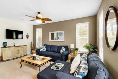 Image de ☀️Pool+Nature Trails-30a-1st Floor-Sandy Feet Retreat☀️