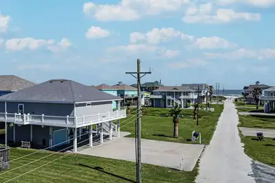 Image de Reedy 4 Fun: 3 Br, 2 Ba House in Crystal Beach, Sleeps 10