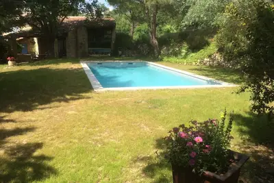 Image de Authentique maison de charme avec piscine pour vacances en famille, entre amis