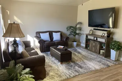 Image de Electric Vehicle-Ev friendly property in the heart of St. George, Utah