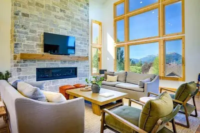 Image de The Ledges | Theater & Game Rooms |Hot Tub |Office