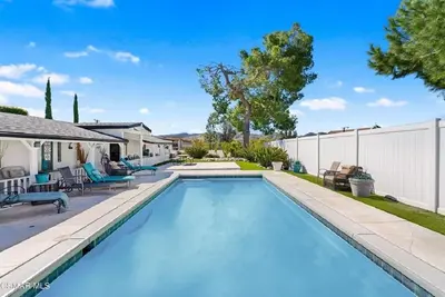 Image de Gated property, main house 4bed 3bath amazing large pool.