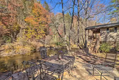 Image de Creekside Retreat w/ Deck, 18 Miles to Wolf Ridge
