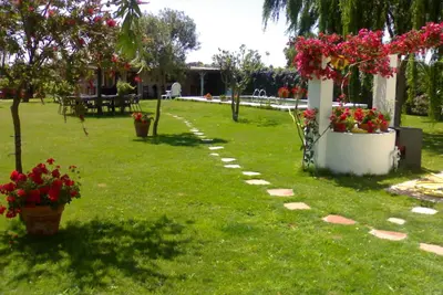 Image de Country house with pool, Bbq, ping-pong, billiard 5 min. from the beach by bike.