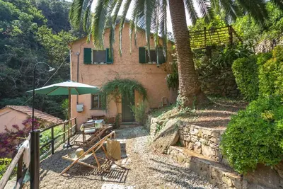 Image de Relaxation & Privacy One Step Away from Portofino ( Citra 010054-Lt-0442)