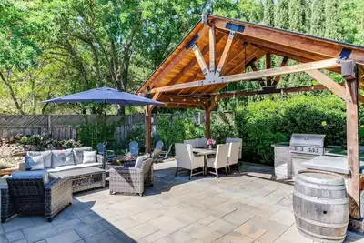 Image de Wine Country Harvest Vacation Home