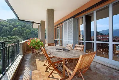 Image de Appartement \"Il Parco Cernobbio\" avec vue sur le lac, Wi-Fi, climatisation, terrasse et jardin