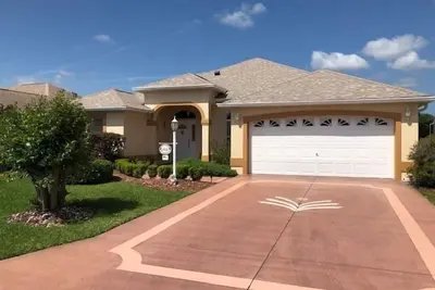 Image de Beautiful Designer Home Near Spanish Springs Square Awesome Location Book Now