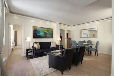Image de Bel appartement avec 2 chambres, secteur Ternes - Etoiles, Paris