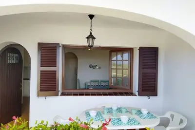 Image de Cheap & Chic: 2-bedroom apartment in Son Bou (I)