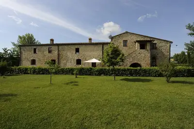 Image de Agriturismo La Peschiera apartment Granaio prov. of Siena and san Gimignano