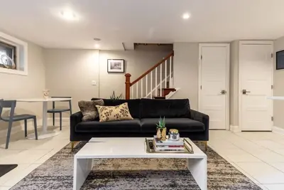 Image de Modern Capitol Hill Apartment - Steps to Metro & Dc Attractions