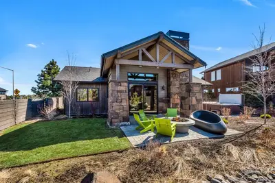 Image de Mtn Biker Dream ~ along trails ~ gear storage ~ hottub ~ resort amenities