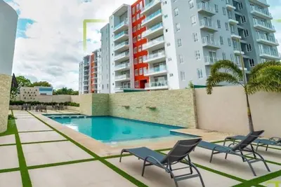 Image de brand new penthouse with poolview
