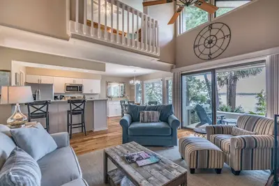 Image de Charming 3b/2. 5b Waterfront Bluff Villa 2015 on Dataw w/ Beach Pass & Bikes