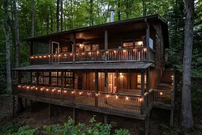 Image de Sunrise Ridge-10 Min to Blue Ridge, Hot Tub, Privacy