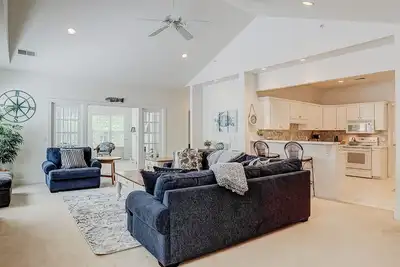 Image de Dreamy Island Home Near the Beach W/ Shared Pool, Golf On-site & Lagoon View