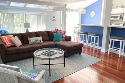 Image de Old Orchard Beach Condo with pool, 5 minute walk to Beach