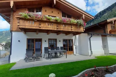 Haus 1-08 Whg. Eg - Hochalmbahnen Chalet
