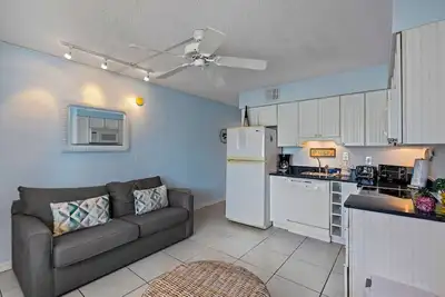 Image de Madeira Beach| Tropic Breeze Unit 6| Ground Floor|