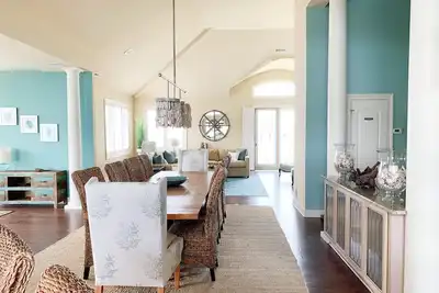 Image de Lux Bethany Beach House | Walking Distance to Ocean | Gated Community with Pool