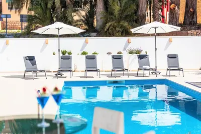 Image de Marta Beach 3 - Appartement idéal pour 2 à seulement 50 mètres de la plage La Fustera