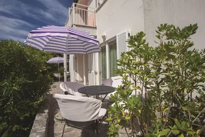 Image de Appartement d'une chambre avec la terrasse Baska, Krk (A-18771-d)