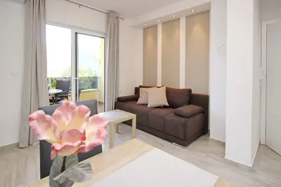 Image de Appartement de deux chambres avec le balcon Baska, Krk (A-18793-e)