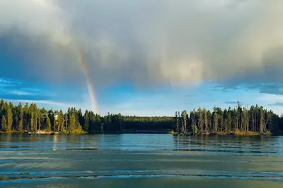 Image de Cozy Lakefront Cabin
